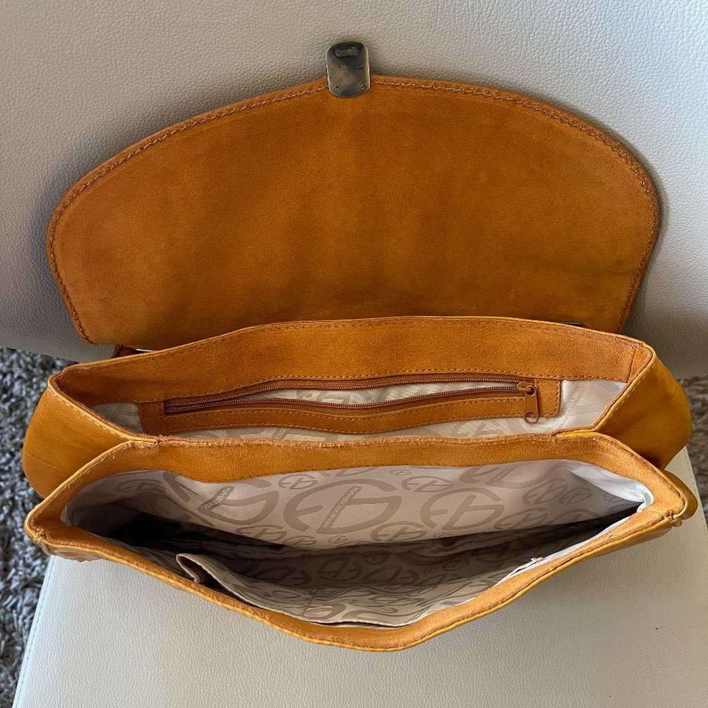 Tan Leather Francesco Biasia Shoulder Purse - Picture 3 of 4